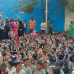 Vellore Corporation Primary School children staging protest in Chinna Allapuram in Vellore on Tuesday