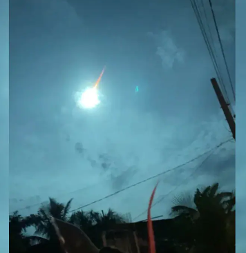 Asteroid Lights Up Philippine Sky in Stunning Video