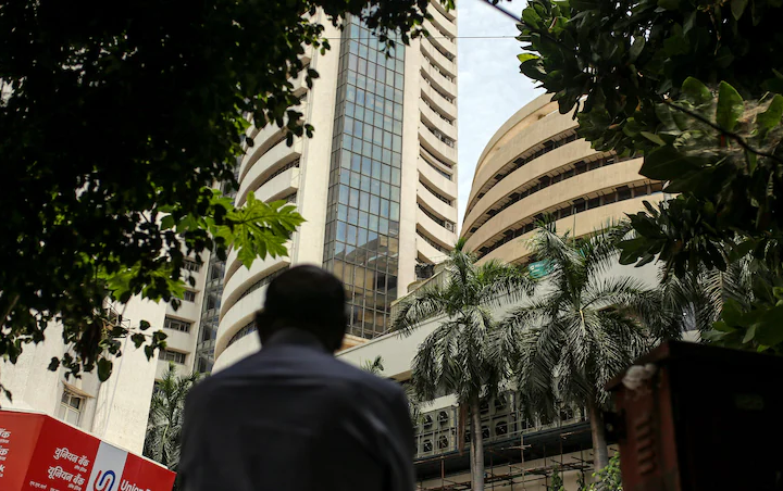 Markets Slump: Sensex Falls 500 Points, Nifty50 Dips Below 24,650; Dixon Tech Hits Record High