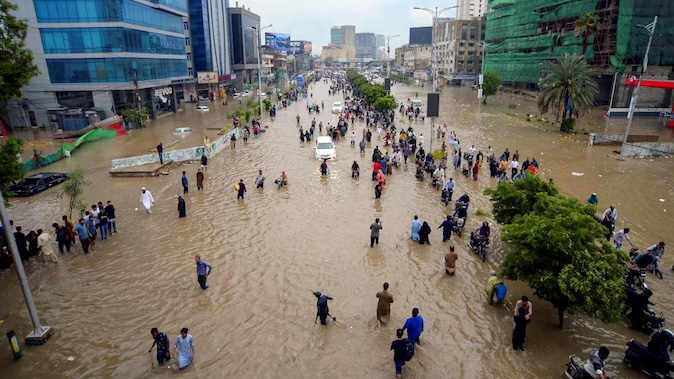 AI Predicts Extreme Floods and Droughts Ahead for Pakistan